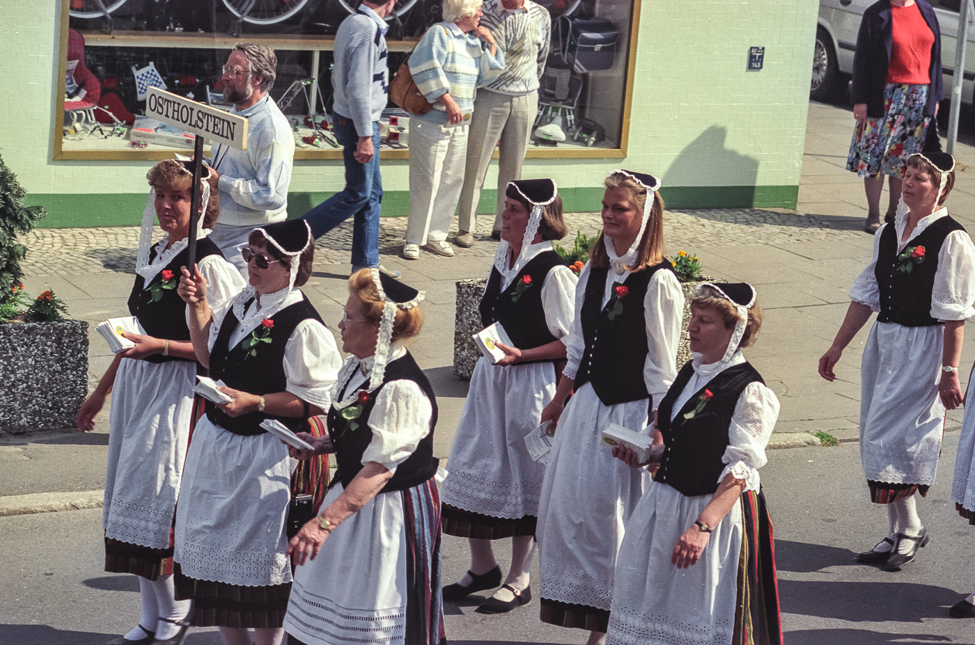 Juni 1989  |  Trachtenfest