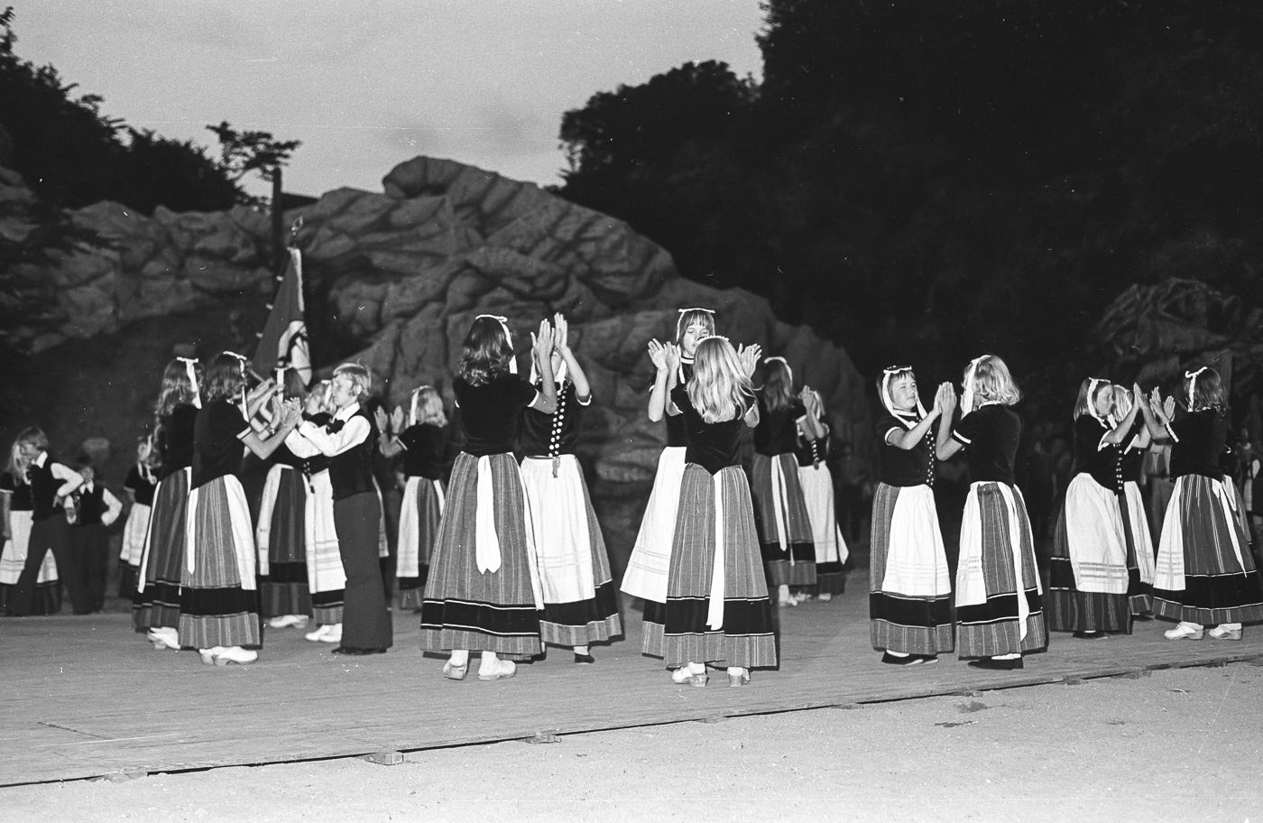 1973  |  Volkstanz der Nationen