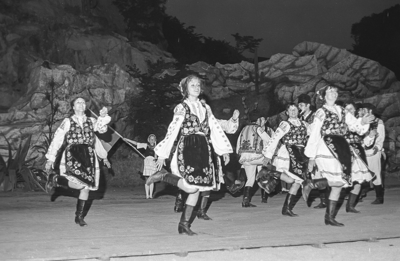 1973  |  Volkstanz der Nationen