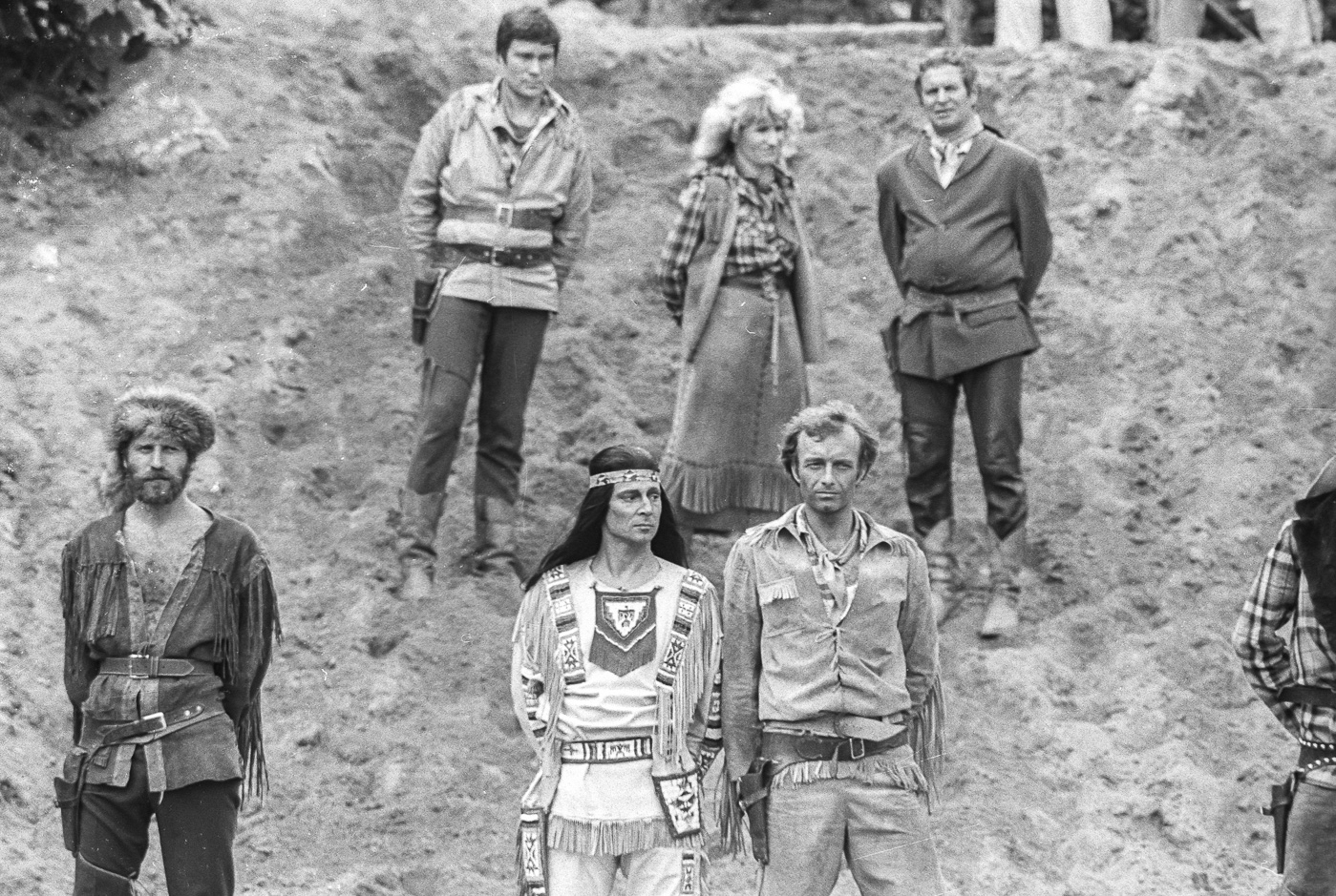 vorn v.l.: Christian Ahrens, Klaus-Hagen Latwesen, Norbert Goth