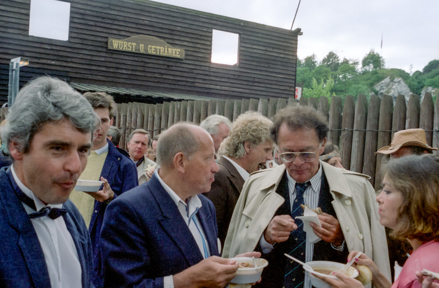 v.l.: Peter Hick (Intendant), Jürgen Roland und Klausjürgen Wussow
