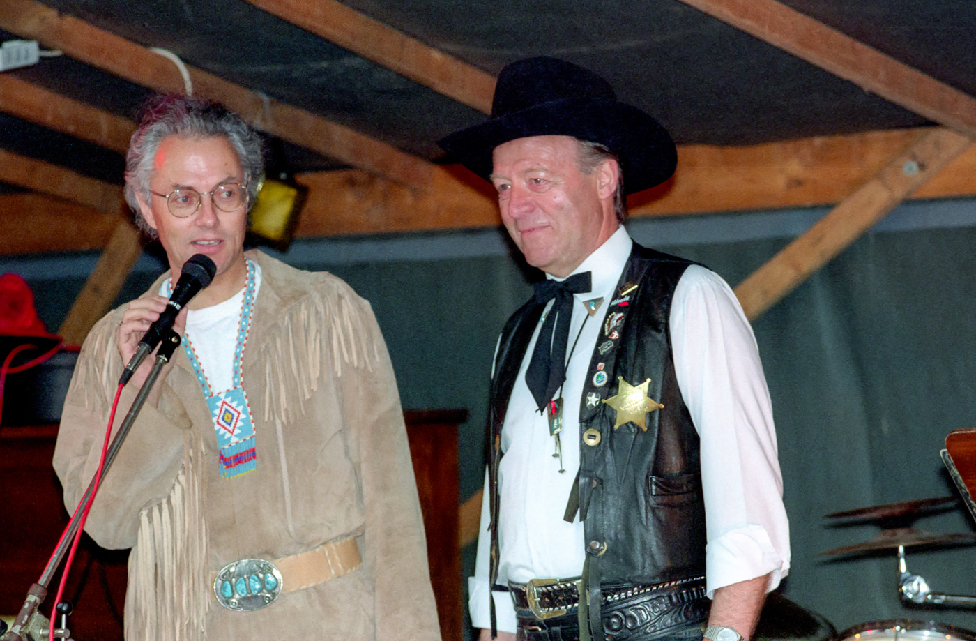 v.l.: Jörg Nehter, Bürgermeister von Bad Segeberg (1985-1997), Ernst Reher, Geschäftsführer der Kalkberg GmbH (1982-1999)