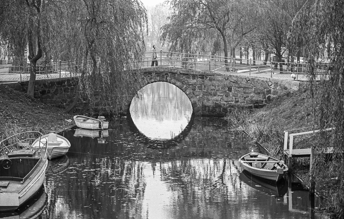 Die Große Brücke über den Mittelburggraben